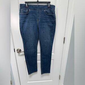 Levi’s Classic Blue Women's Jeans, Size 14, Pull-on, 4-Pocket, Straight Leg